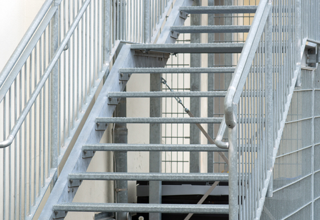 Fabricant escalier métallique extérieur et escalier métallique intérieur à Québec / Métal Gilles Allard situé à Québec