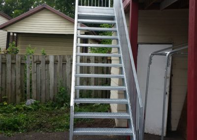 escalier extérieur droit en metal Québec | Metal Gilles Allard Inc. Québec