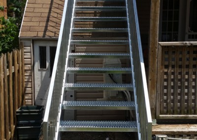 Fabricant d’escalier extérieur, escalier intérieur et rampe d’escalier à Québec - 1985 Avenue de la Normandie - Métal Gilles Allard inc.