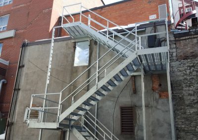 cage d'escalier en métal à Québec | Metal Gilles Allard Inc.